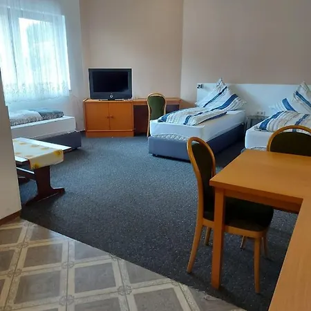 Hotel -Pension-Weller *