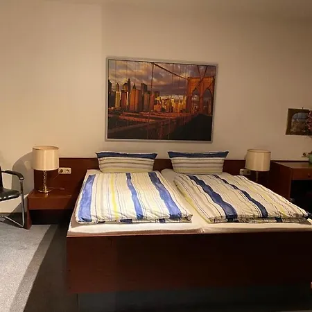 Hotel -Pension-Weller *