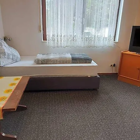Hotel -pension-weller
