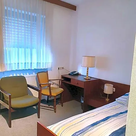 Hotel -pension-weller *