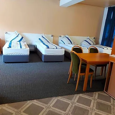 -pension-weller Mühlheim