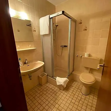 -pension-weller Mühlheim