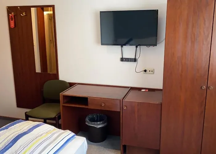 Hotel -pension-weller Mühlheim