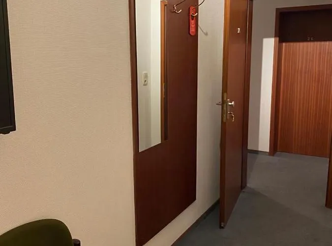 Hotel -pension-weller *